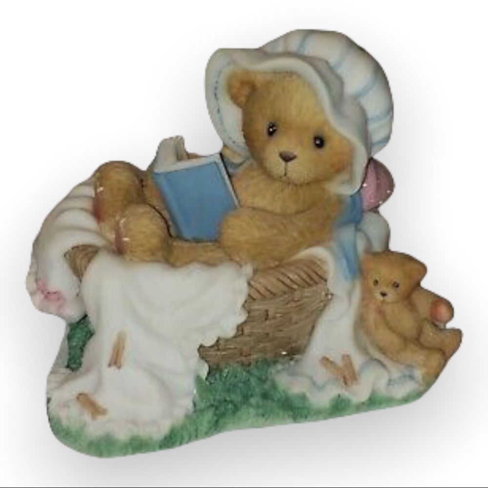 *New In Box* Cherished Teddies “Alexis”